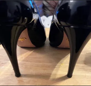 Prada peptoe Patent Leather Pumps are a size 8. thumbnail 8