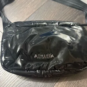 Athleta Women’s Black Shine Puff Belt Bag Fanny Pack thumbnail 2