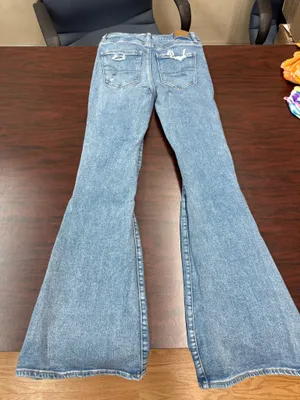 American Eagle Next Level Stretch Super Hi-Rise Flare V-Waist Jeans Size 4 thumbnail 3