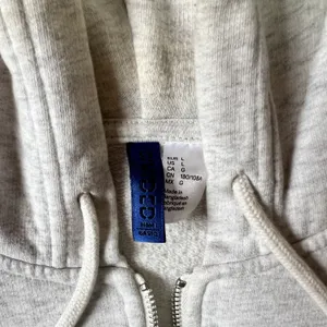 Plain Gray Zip Up Hoodie thumbnail 5