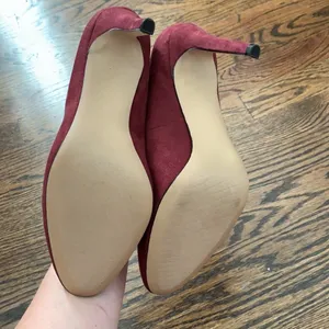 Lauren Blackwell Cecily Suede Burgundy High Heel Pumps Sz 10 thumbnail 7