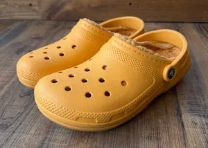 Crocs Classic Lined Clog Orange Sorbet Unisex Lightweight Slip On Errands M7/W9 thumbnail 1