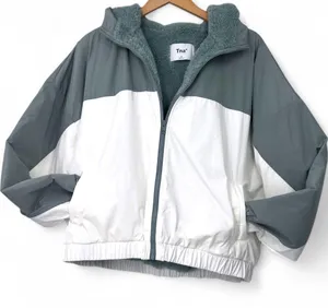 Aritzia TNA M BROOKE JACKET Coat Full Zip Sherpa Water Repellant Teal White Wome thumbnail 1