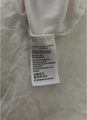 American Eagle white v-neck top thumbnail 4