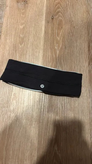 Lululemon Headband Black thumbnail 2