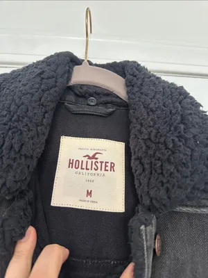 Hollister Black Sherpa-Trim Distressed Denim Jacket Black Sz M thumbnail 3