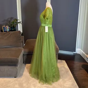 Women’s Full Length Tulle & Lace Sort Sleeve Dress with Zip Up Back Size 12 NWT thumbnail 5