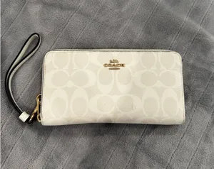 White Coach Wallet thumbnail 1