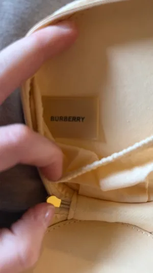 Burberry Cosmetic pouch or purse  thumbnail 5