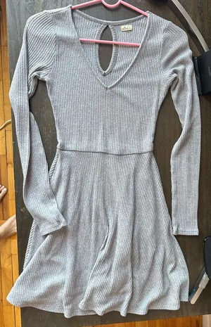 Soft V-Neck Keyhole Dress Grey thumbnail 1