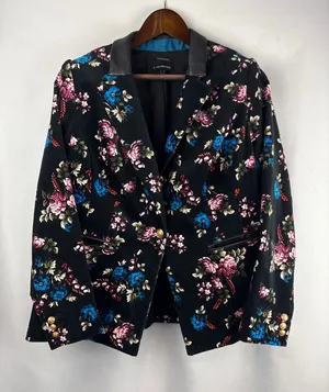 Women’s Lane Bryant Size 16 Black Floral Velvet Blazer thumbnail 1