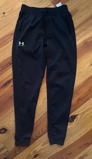 Under Armoursize small joggers with zip pockets  thumbnail 1