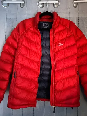 L.L. Bean Men's Ultralight 850 Down Jacket thumbnail 4