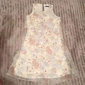 Tommy Hilfiger Floral Sleeveless Shift Dress, Size 4, Fully Lined, Keyhole‎ Back thumbnail 2