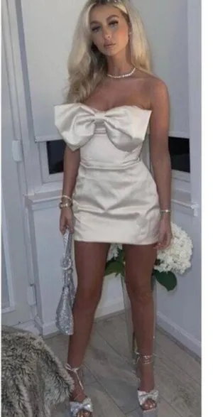 HOUSE OF CB Ariella Satin Crystal Embellished Bow Dress in Ivory Size Small thumbnail 13