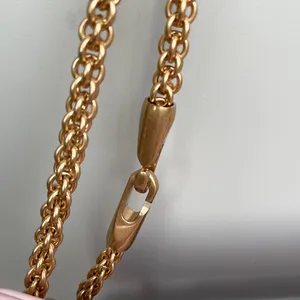 Valentino Garavani Roman Stud Medium Quilted Chain Shoulder Bag thumbnail 12
