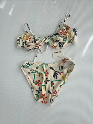 Honey swimsuit NWT White Floral Tie-Front Bikini Set bottoms S Top is XL thumbnail 4
