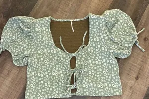 Free People Sweet Sun Top Size S Green Floral Puff Sleeve Crop thumbnail 3