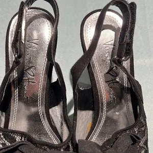 Velvet Heart Nude under lace‎ peep to lace bow heels Size 8 B41 thumbnail 5