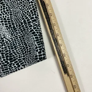 IBKUL Shorts Womens 10 Black White Croc Print Golf Walking Stretch Activewear thumbnail 5