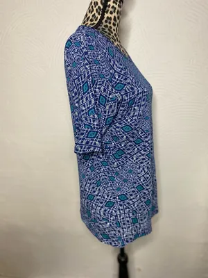 LuLaRoe Blue and Teal Geometric Short Sleeve Top thumbnail 4