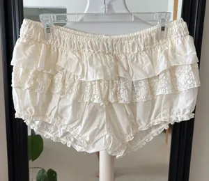 WILD FABLE Ivory Ruffle Bloomers thumbnail 1