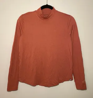 FIGS Dusty Rose Pink Super Soft Long Sleeve Underscrub Mockneck Shirt size Small thumbnail 1