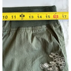 Palm Rio Womens Olive Green Floral Embroidered Cropped Jogger Pants Size M thumbnail 7