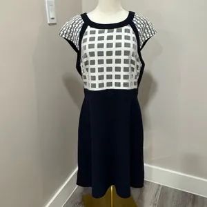 Antonio Melani Navy Blue White Geometric Grid Lace Cap Sleeve A-Line Dress 14‎ thumbnail 2