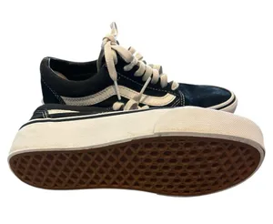 Vans Black and White Old Skool Sneakers thumbnail 3