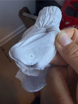 Lululemon White Track That High Rise Lined 3” Shorts thumbnail 4