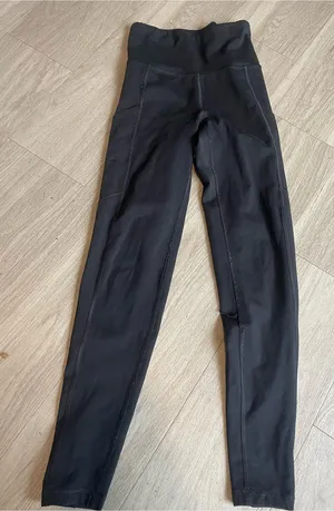 American Eagle Outfitters Black High-Waist Leggings thumbnail 1