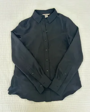 H&M Blouse Long Black Sleeve thumbnail 1