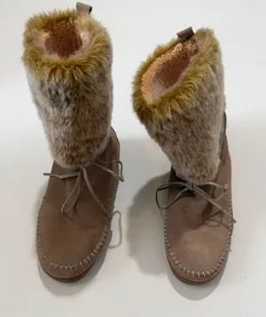 TOMS Nepal Tan Suede Faux Fur Moccasin Mid-Calf Boots thumbnail 1