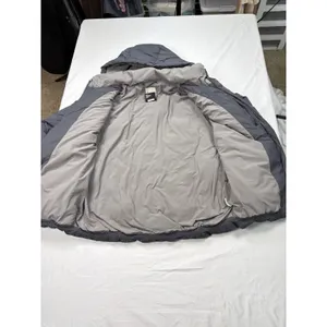 Vuori womens short gray puffer coat with hood. Size XS. winter coat, ski lodge thumbnail 3