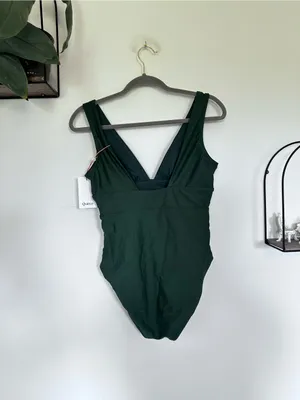 NEW Quince Palm Green Italian Plunge One-Piece Swimsuit Size Medium thumbnail 4