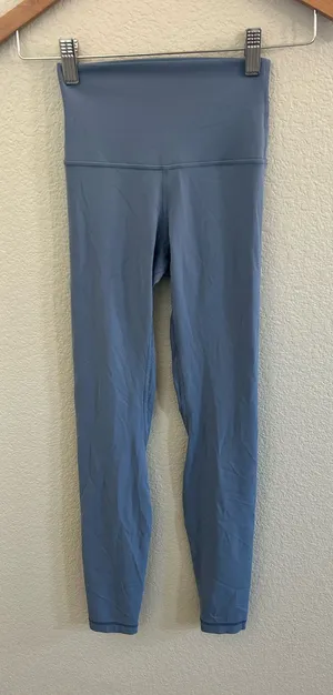 Lululemon High-Rise Align 28" thumbnail 1