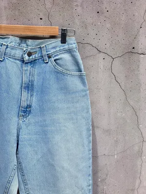 Vintage Lee Women’s High-Rise Mom Jeans Light Wash Tapered Leg 27x32 thumbnail 8