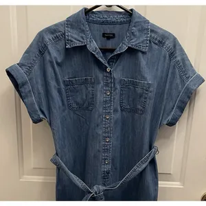 Talbots Denim Shirt Dress Cotton Size 4 Short Sleeve Belted Preppy‎ Minimalist thumbnail 1