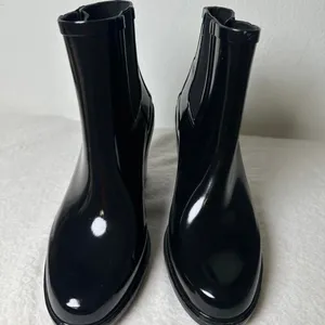 Hunter Rare Original Refined High Heel Chelsea Women's Rain Black Boots Size 9 thumbnail 2