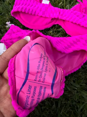 Good American Wave Check Textured Bikini Set Hawaiian Pink NWT Medium $108 thumbnail 7