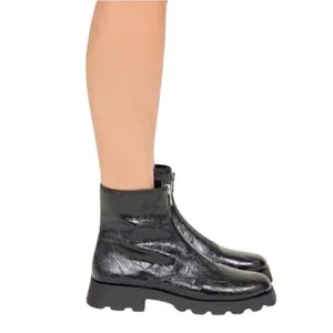 Katy Perry Daarling Black Zip Up Combat Boots 9 Embossed Patent Leather NIB‎ thumbnail 3