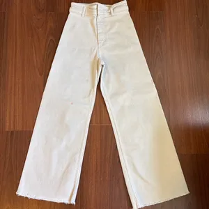 ZARA straight jeans size 2 thumbnail 1