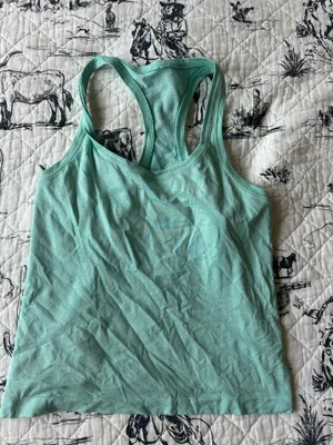 Lululemon Tank Top thumbnail 1