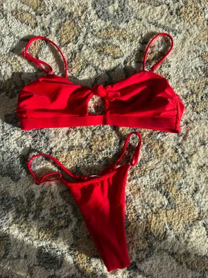 Amazon Red Bikini Set thumbnail 1