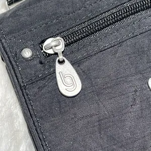 Baggallini Black Small Crossbody Purse B90‎ thumbnail 5