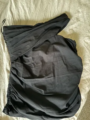 ZARA Black Top One-Shoulder thumbnail 1