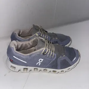 On Cloud Road Running Shoes Purple Athletic‎ Sneakers Women’s 5.5 READ thumbnail 2