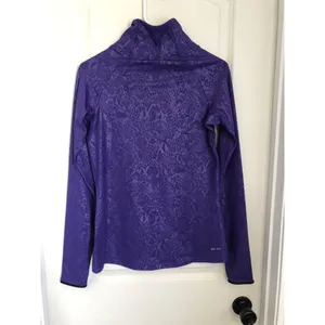 Nike Pro Dri-Fit Long Sleeve Embossed Mock‎ Neck Pullover Purple Women’s Medium thumbnail 2