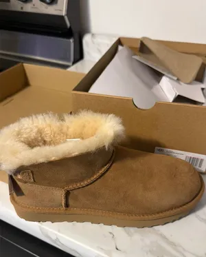 UGG Mini Bow Boots Bailey thumbnail 1